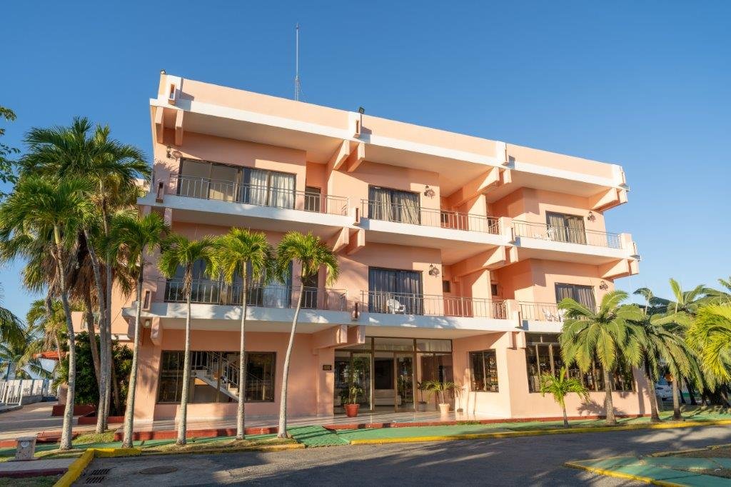 Faro Luna hotel exterior