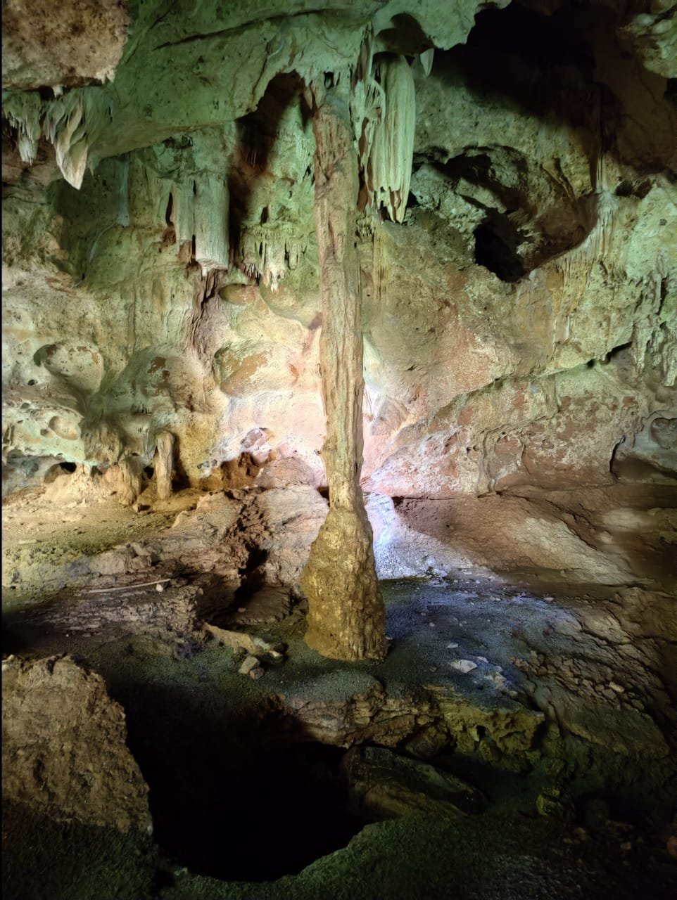 Grotto entrance near Guajimico