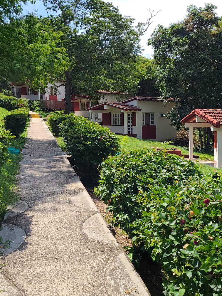 Eco-lodge pathway